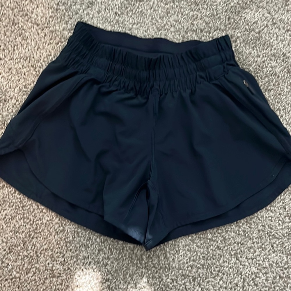 Tracker Low Rise Lined Short 4” Navy. Size 4